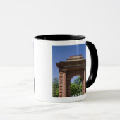 Mug États-Unis, Virginie, Arlington. Porte McClellan à (Devant droit)