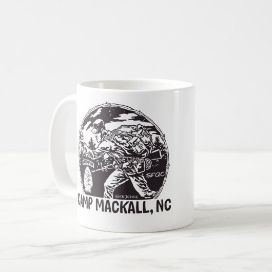 Mug Étiquette aéroportée "de Mackall de camp" - (Devant gauche)