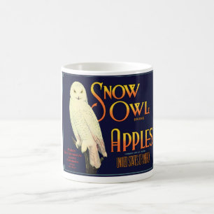 Mug Étiquette vintage de pommes de hibou de neige