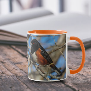 Mug Étonnant oiseau-chanteur tacheté sur la branche