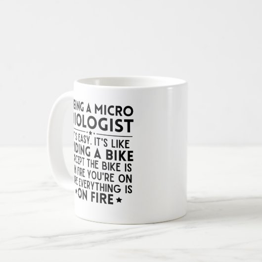 Mug Être Microbiologiste C'est facile (Devant gauche)