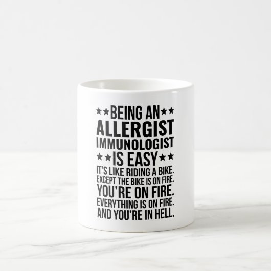 Mug Être un immunologue allergologue est facile C'est  (Centre)