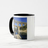 Mug Europe, France, Pont du Gard. Pont du Gard, (Devant gauche)