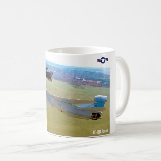 Mug F-111A AARDVARK et EF-111A RAVEN (Devant droit)