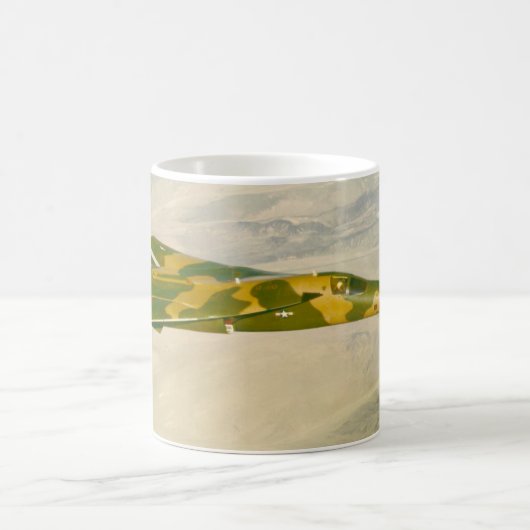 MUG F-111E AARDVARK (Centre)