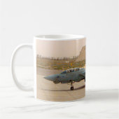 MUG F-14 TOMCAT “PRÉPARATIFS DANS LE DÉSERT” (Gauche)