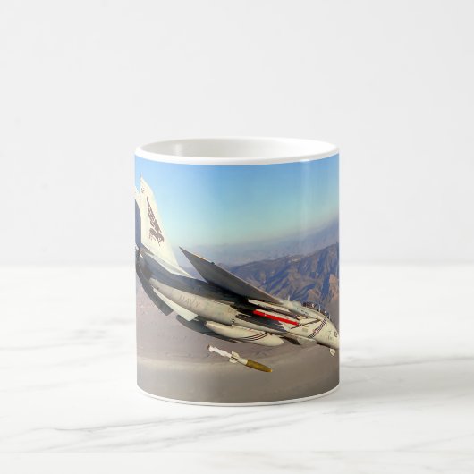 MUG F-14 TOMCAT "TALLY HO" (Centre)