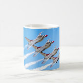 MUG F-16C VIPER (Centre)