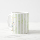 Mug F initiale dorée sur bandes bleues et blanches (Devant gauche)