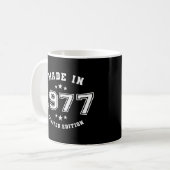 Mug Fabriqué En 1977 Édition Limitée Anniversaire (Devant gauche)