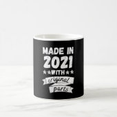 Mug fabriqués en 2021 avec pièces originales, (Centre)