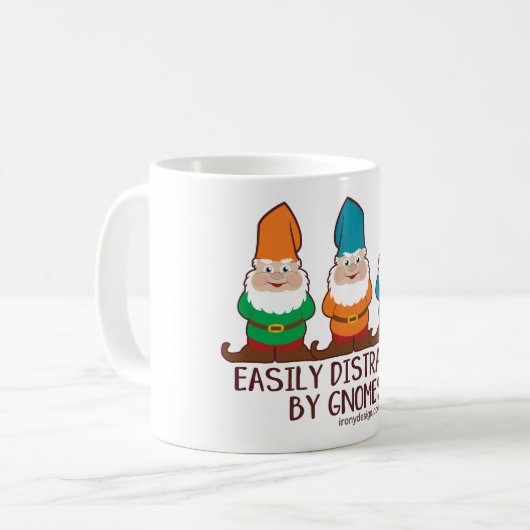 Mug Facilement distrait par des gnomes (Devant gauche)