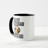Mug Facilement distrait par Golf et bière (Devant gauche)