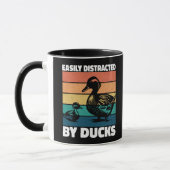 Mug Facilement distrait par l'amant des canards Cool é (Gauche)