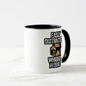 Mug Facilement distrait par le Whiskey et les Chiens (Devant droit)