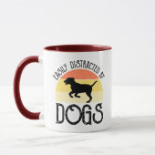 Mug Facilement Distrait Par Les Chiens (Gauche)