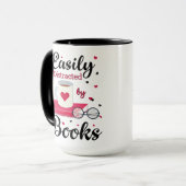 Mug Facilement distrait par les livres (Devant gauche)