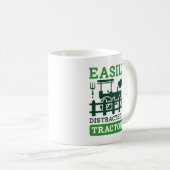 Mug Facilement Distrait Par Les Tracteurs (Devant droit)