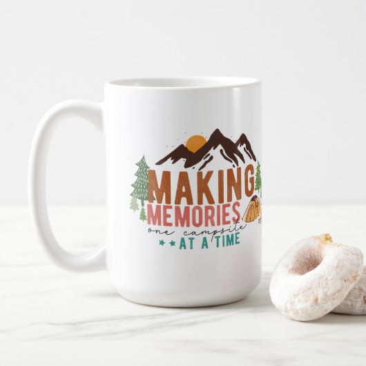 Mug Faire des souvenirs, un camping à la fois (Avec donut)