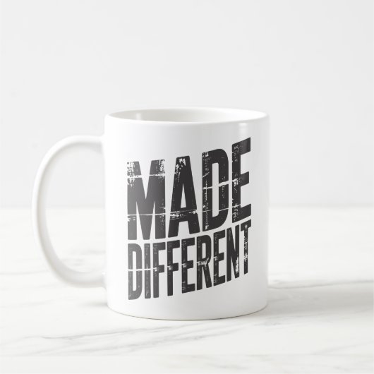 Mug Fait Différent Typographie Gras Motivationnel  (Gauche)