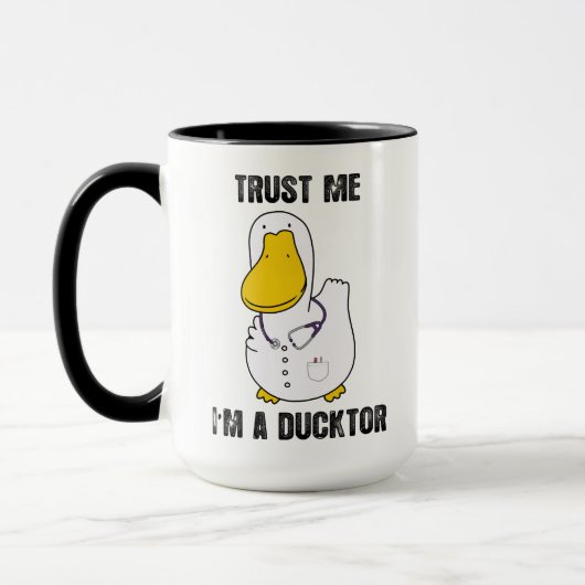 Mug Faites-moi confiance Je suis un Ducktor Funny Sarc (Gauche)