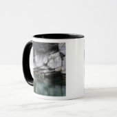 Mug Falaise arrondie de roche par la rivière de (Devant gauche)