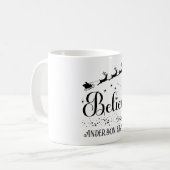 Mug Famille Noël 'Croire' Nom personnalisé (Devant gauche)
