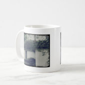 Mug Fantôme dans la fenêtre (Devant gauche)