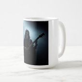 Mug Faucheur sur scène avec guitare (Devant droit)