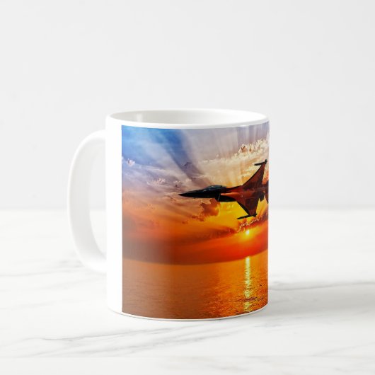 Mug Faucon F-16 de combat (Devant gauche)
