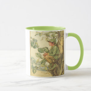 Mug Fée d'orme ailée assise dans un arbre