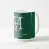 Mug Félicitations pour la retraite, Monogramme Nom Ver (Devant droit)