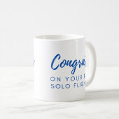 Mug Félicitations pour votre premier vol solo (Devant droit)