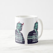 Mug Felon aide Felons mal Trump Glitch Art (Devant droit)