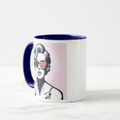 Mug Femme au style US. (Devant gauche)