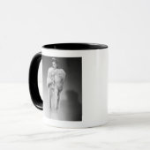 Mug Femme dans la robe de soirée 2 (Devant gauche)