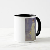 Mug Femme dans le blanc sur une plage, 1893 (Devant droit)