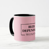 Mug Femme Dépendante de la bière moderne Citation rose (Devant gauche)