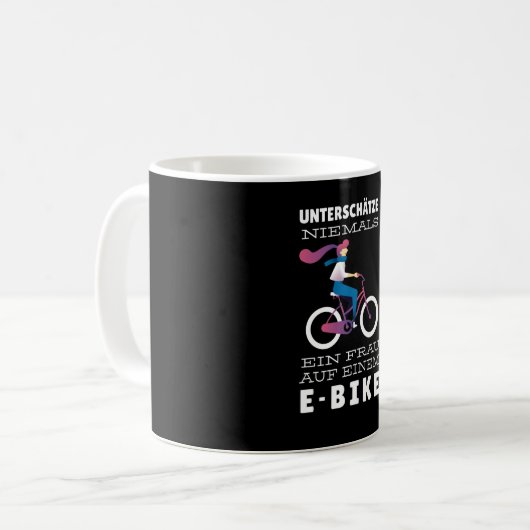Mug Femme en vélo électronique (Devant gauche)