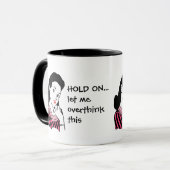 Mug Femme rétro drôle qui réfléchit trop (Devant gauche)