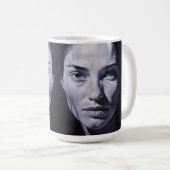 Mug Femmes "Bleues Brianna" Au Charbon (Devant droit)