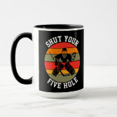 Mug Fermez votre gardien de hockey à cinq trous (Gauche)