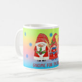 Mug Festive Gnomes célébrant les fêtes (Devant gauche)