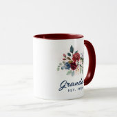 Mug Fête des mères Élégante Bourgogne Script Floral Gr (Devant droit)