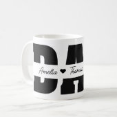 Mug Fête des pères papa avec le nom des enfants (Devant gauche)