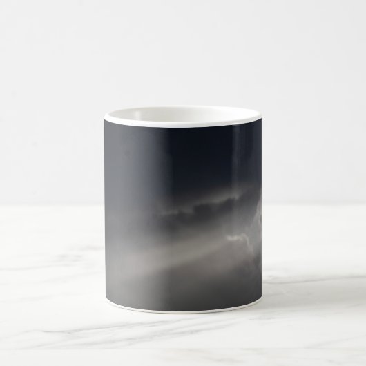 Mug Feu lumineux à travers les nuages (Centre)