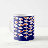 Mug Feuille alternative - Blanc et orange sur bleu fon (Devant gauche)