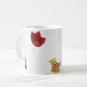 Mug "Feuille art original sur neige" par Stephanie