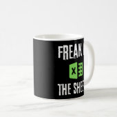 Mug Feuille De Calcul De Comptable Freak Dans Les Feui (Devant droit)