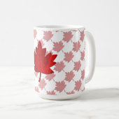 Mug Feuille d'érable du Canada par Shirley Taylor (Devant droit)